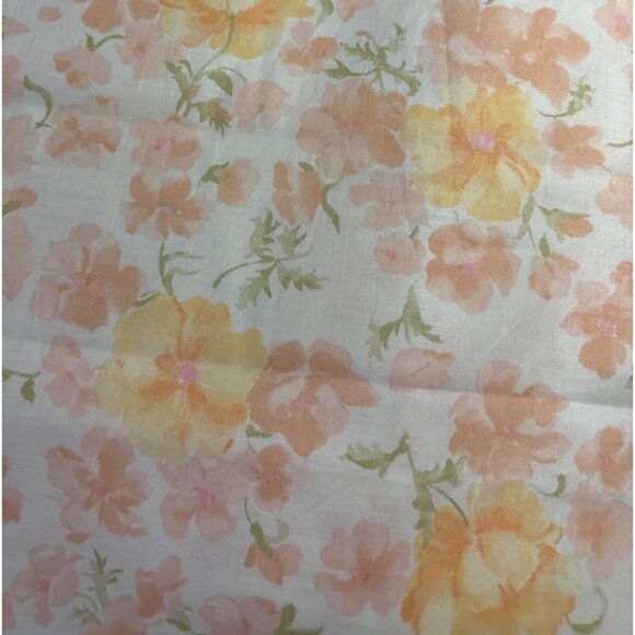 Vtg Floral Pastel Cotton Fabric 44x140" 3.9 Yards Yellow Pink Peter Pan Fabrics - Picture 4 of 8